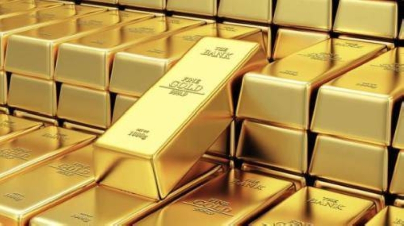 تراجع الذهب بعد بلوغه