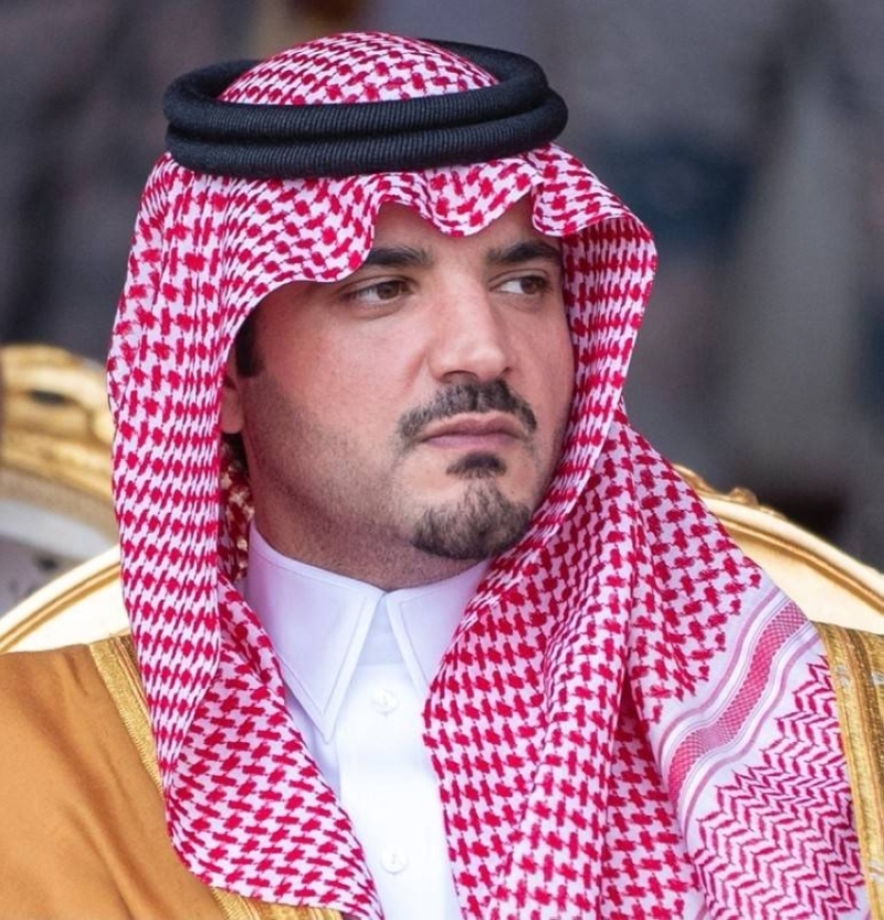 تقديم العزاء من وزير