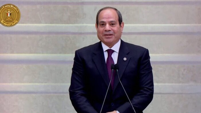 تهاني الرئيس السيسي للمصريين