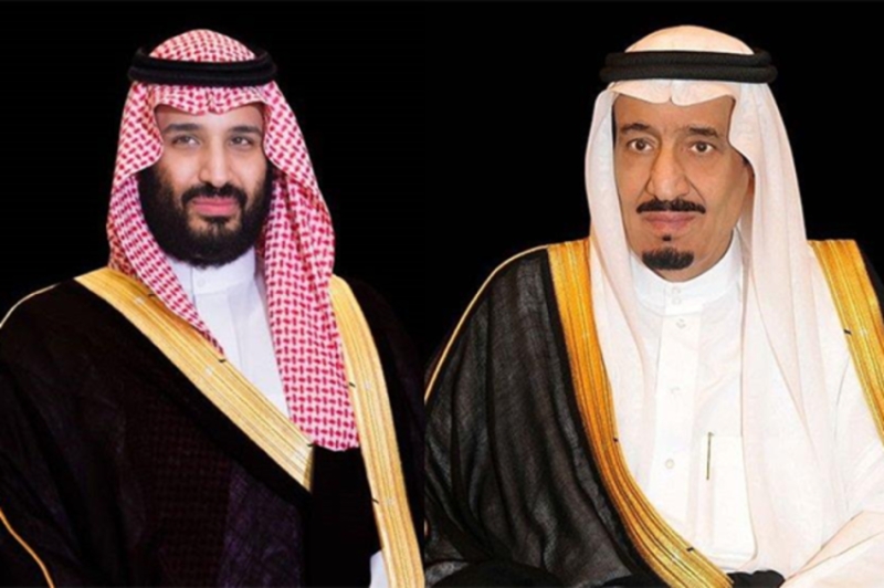 تهاني العيد تتبادل بين