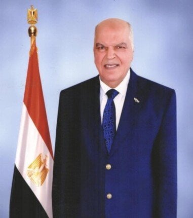 تهنئة نقيب المعلمين للرئيس
