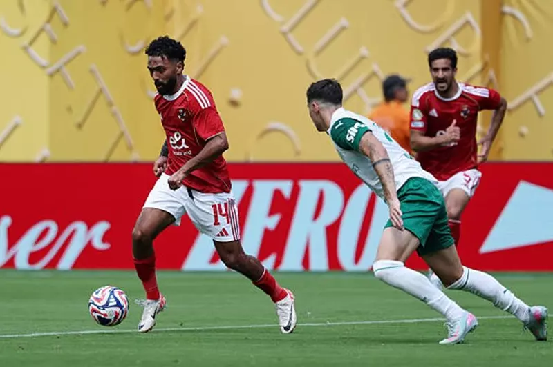 المرة الثالثة و"مباراة الصاعقة"..