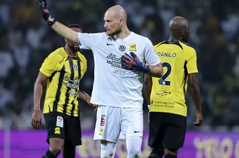رايكوفيتش مهدد بالغياب عن