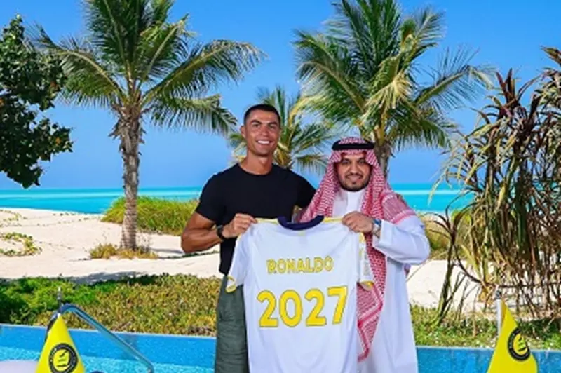 حصة في النادي و16