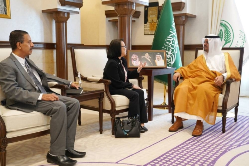 زيارة القنصل البريطاني بجدة