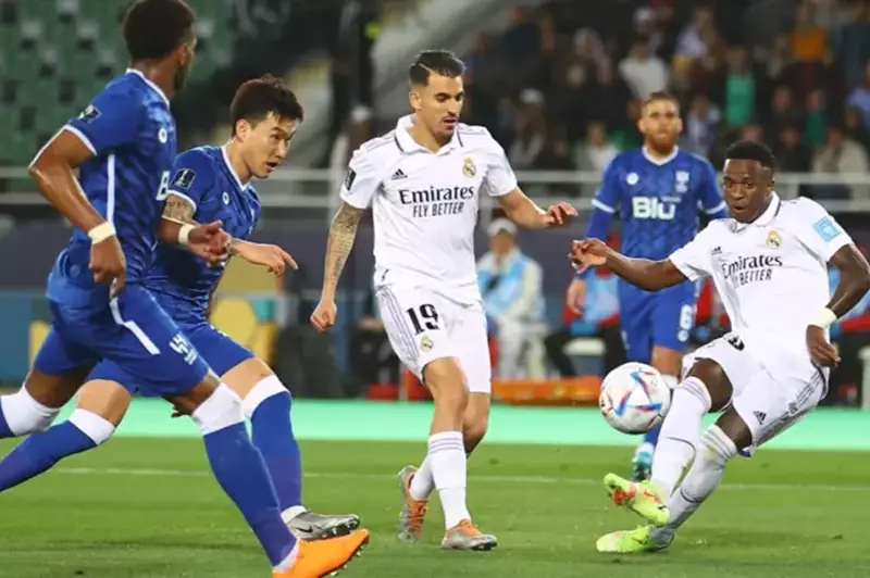 صراع ثلاثي مشتعل في المجموعة الريال والهلال.. من يحسم بطاقتي التأهل؟