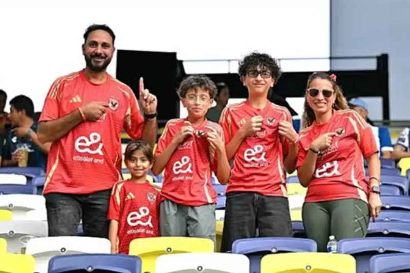 عائلة "أهلاوية" تساند الزعيم..