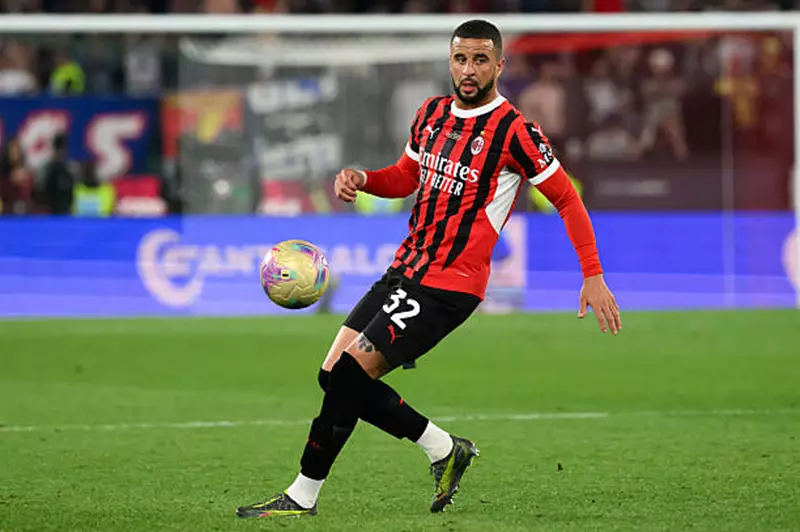 عاد إلى مانشستر سيتي..
