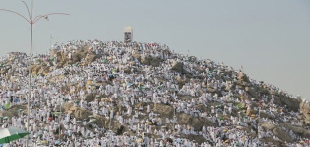 عرفة تذكير بيوم القيامة..
