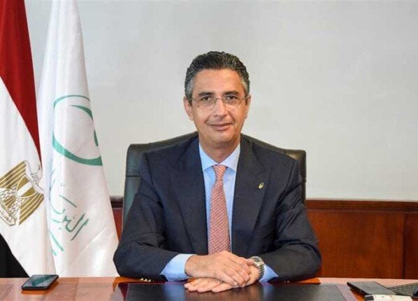 غرفة عمليات مركزية لمتابعة