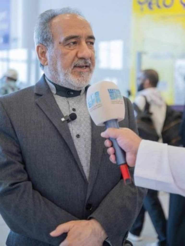 قنصل إيران يثمن الخدمات