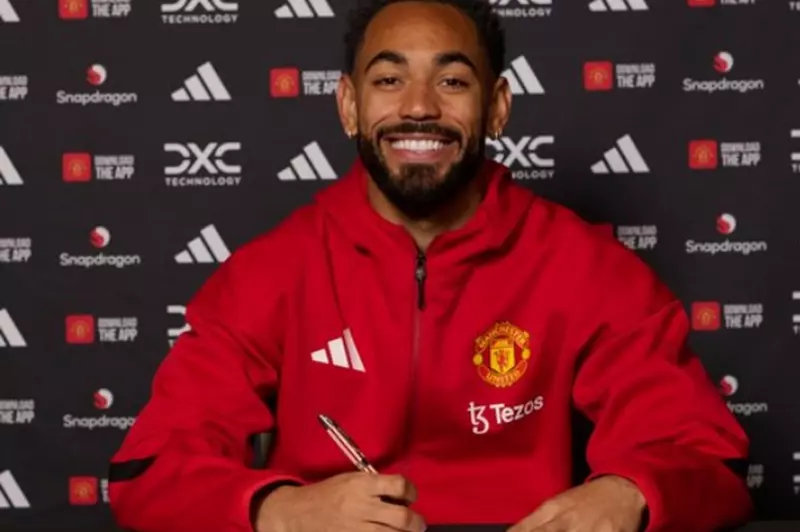 بعد وصوله مانشستر يونايتد..