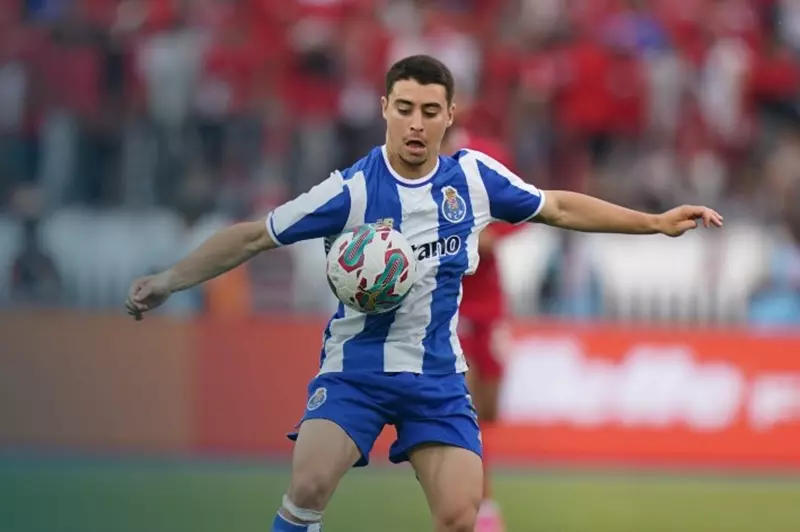  منافس الأهلي.. لاعب