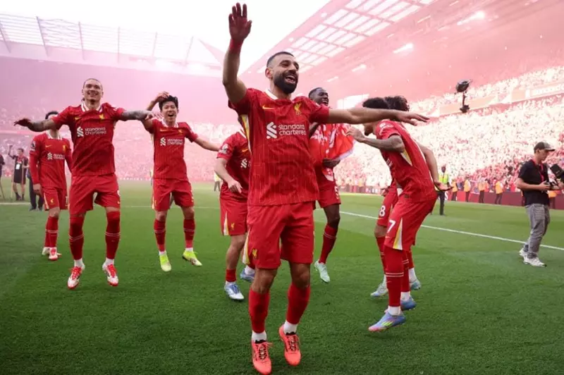 ليفربول يستهدف صفقة دفاعية