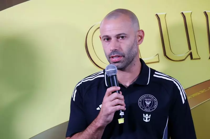 منافس الأهلي.. ماسكيرانو: لا