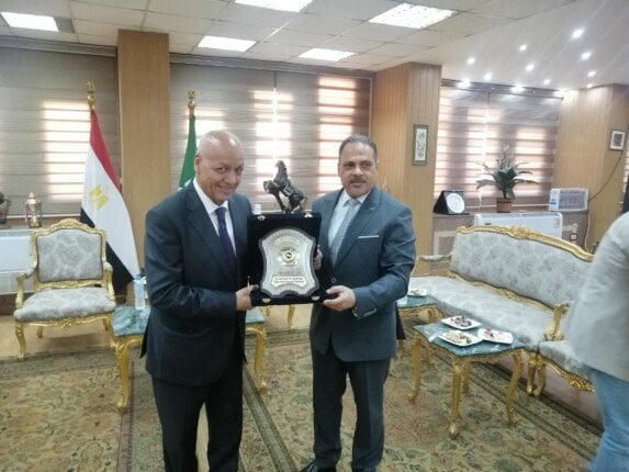 محافظ الشرقية: المصريون "شعب