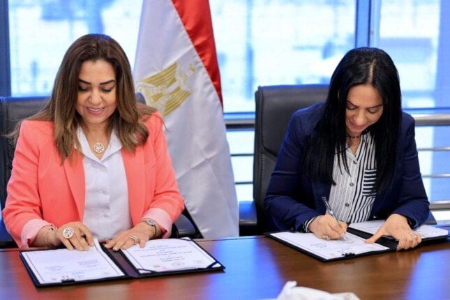 مشروع «أيادي مصر» يوقع
