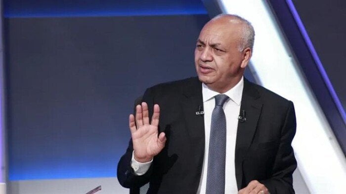 مصطفى بكري يرد على