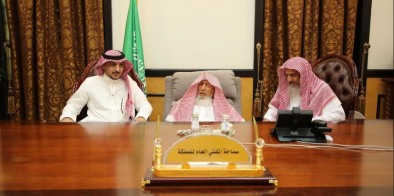 مفتي عام المملكة يستقبل