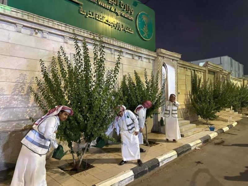 مكتب بيئة الخرمة يدعم