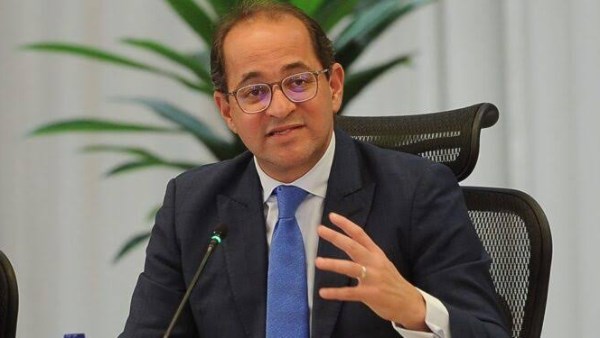 موظفو الدولة يستقبلون عيد