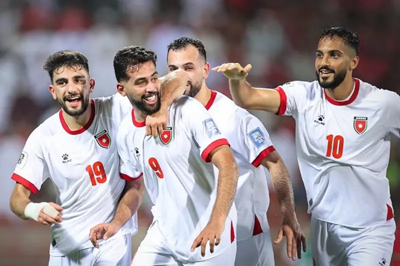 "هاتريك في شباك
