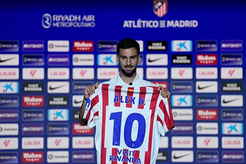 أليكس باينا: انتظرت كثيرا من أجل أتلتيكو مدريد