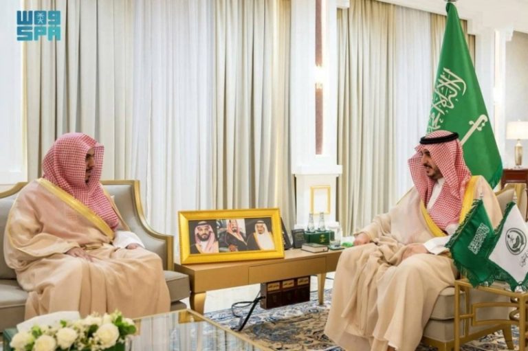 أمير الجوف يتلقى مدير فرع وزارة “الشؤون الإسلامية” بالمنطقة