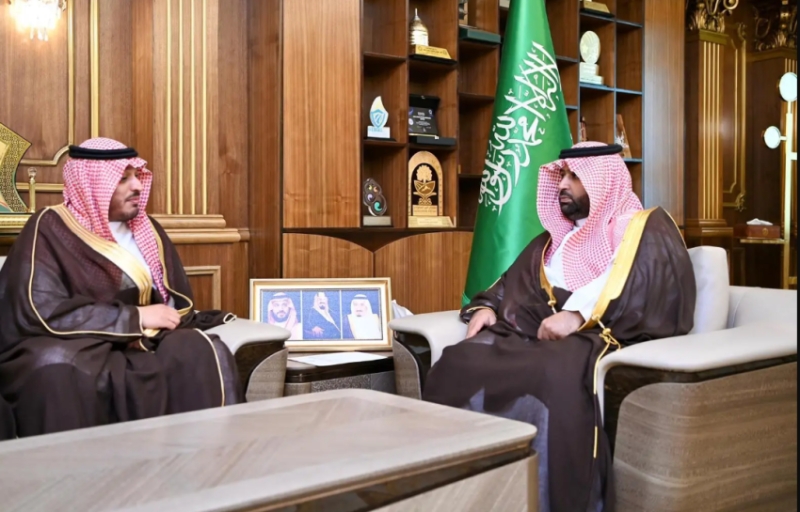 أمير جازان يتفقد برامج هيئة تنمية الصادرات لتعزيز التنمية الاقتصادية بالمنطقة