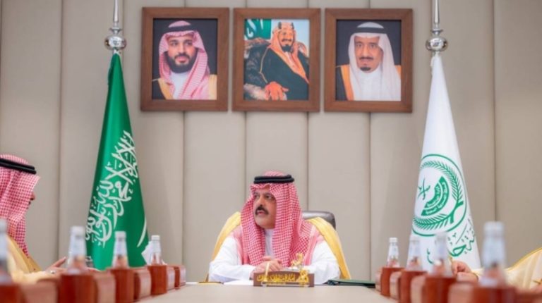 أمير حائل يتابع تقدم مشروع “المنطقة المركزية”