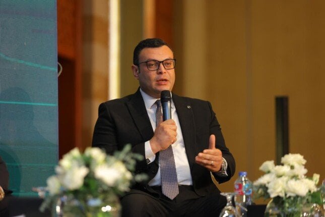 إزالة مخالفات بناء: وزير الإسكان يصدر 24 قراراً في مدينتي السادات ودمياط الجديدة