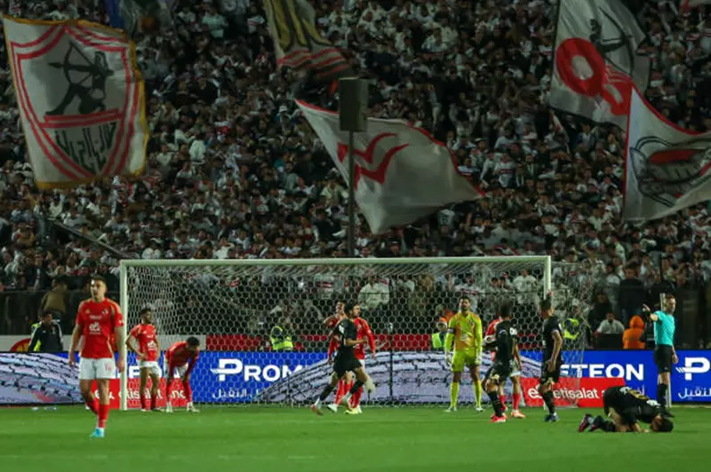 أدار قمة الأهلي والزمالك..