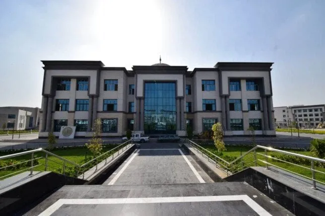 إطلاق التسجيل الإلكتروني للالتحاق بكليات جامعة بنها الأهلية