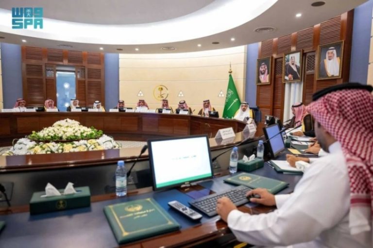 اجتماع تطويري لوسط مدينة بريدة برئاسة أمير القصيم
