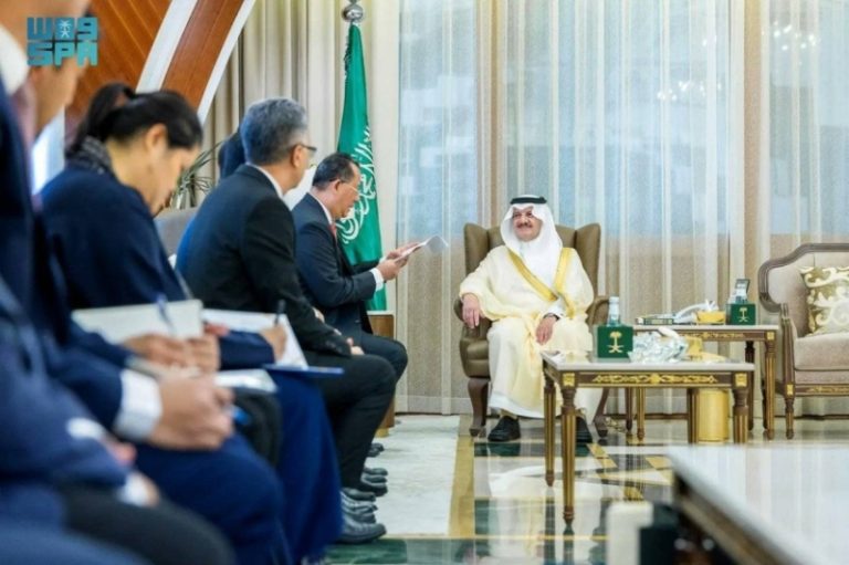 استقبال أمير الشرقية سفير تايلند بالمملكة