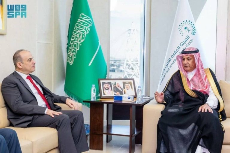 استقبال مدير برنامج (الفاو) بالمملكة من قبل رئيس “الأمن الغذائي”