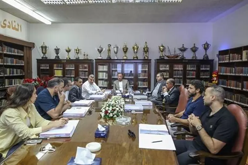 مصدر لـ"يلا كورة": الأهلي يوقف التعامل مع وسيط صفقة وسام أبو علي