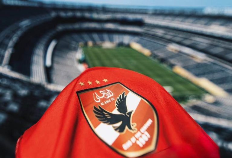 الأهلي يوقف التعامل مع وكيل اللاعبين آدم وطني بسبب تجاوزاته المهنية