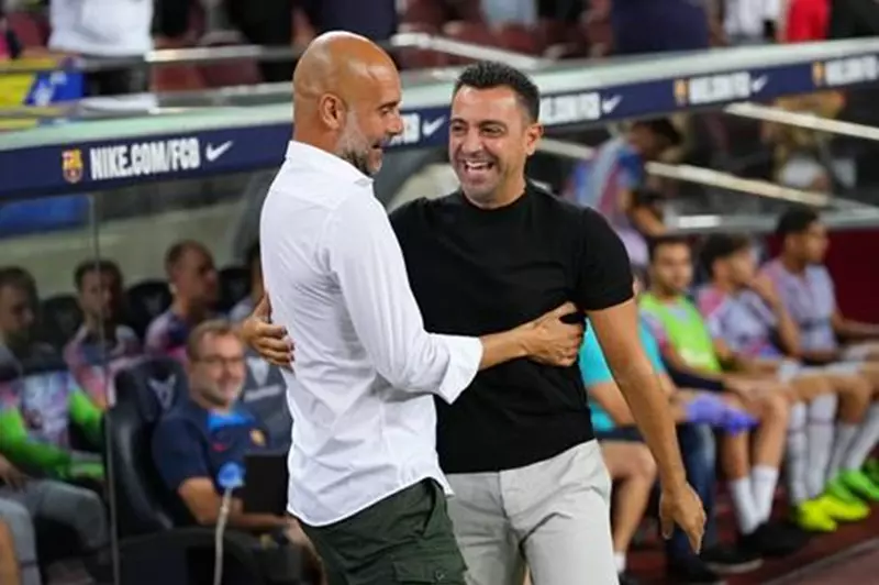 الاتحاد الهندي: تلقينا طلبات مزيفة من تشافي وجوارديولا لتدريب المنتخب