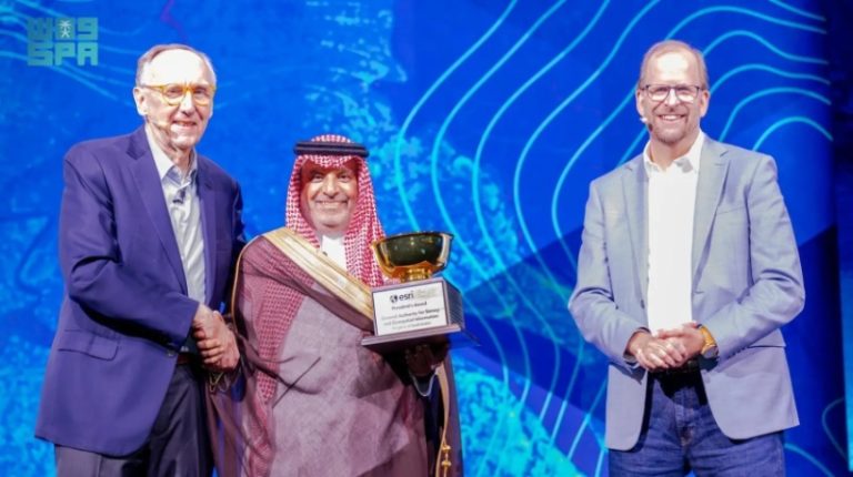 الجيومكانية تنال جائزة رئيس معهد بحوث النظم البيئية لعام 2025