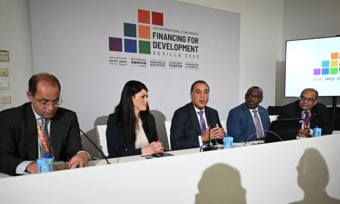 الحكومة تسعى بجدية لحلول فعالة للديون وفقًا لتصريحات رئيس الوزراء