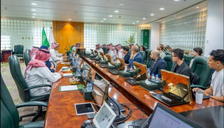 السهلي يجتمع بممثلي الشركات الناشئة في الدفعة الثانية من برنامج “سُنبلة”