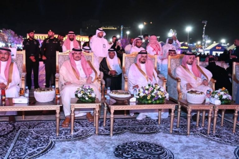 انطلاق مهرجان واجهة بلجرشي للتسوق والترفيه برعاية أمين منطقة الباحة