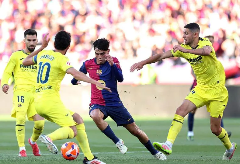 برشلونة