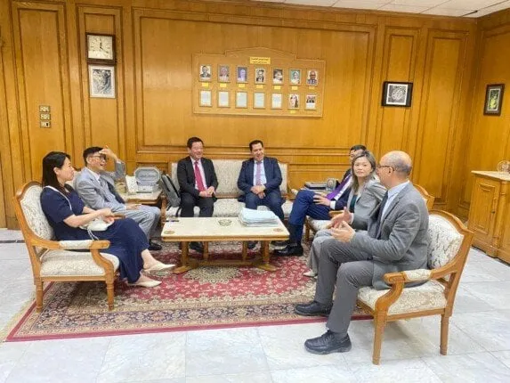 بحث أكاديمي: جامعة حلوان تتعاون مع جامعة هونغ كونغ بوليتكنك