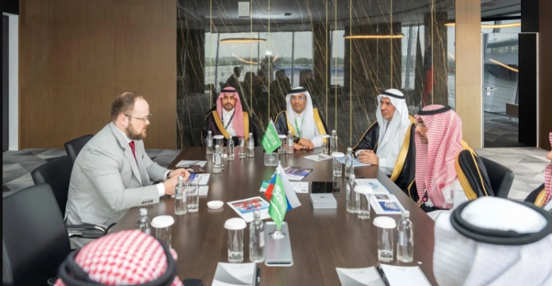 بحث وزير الصناعة توسيع آفاق الشراكات الاستثمارية مع كبرى الشركات الروسية