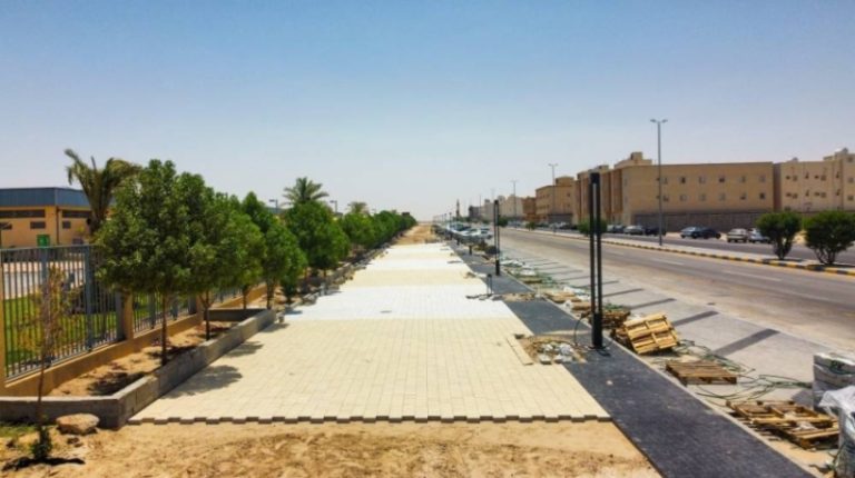 بدء إنشاء ممشى رياضي لتعزيز الصحة والرياضة في النعيرية