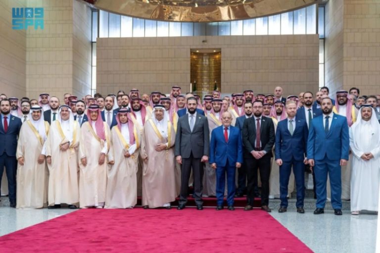 برعاية الرئيس السوري.. انطلاق المنتدى الاستثماري السعودي – السوري لتعزيز التعاون في دمشق