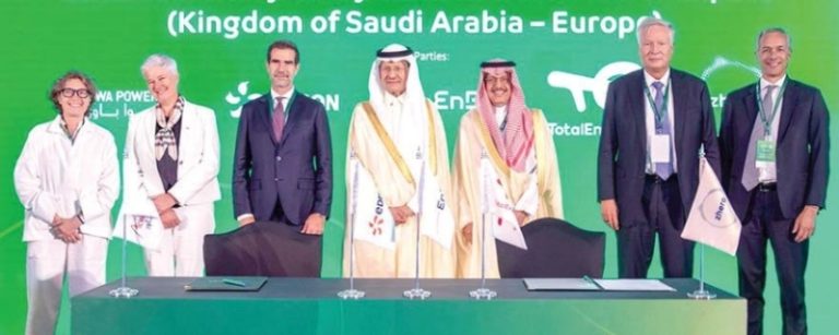 تصدير الطاقة المتجددة والهيدروجين إلى أوروبا بنظام متكامل