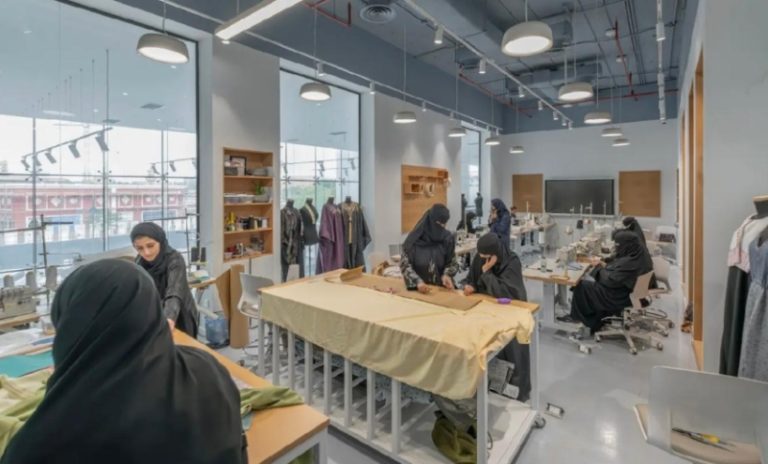 تعزيز الروابط الثقافية في «إكسبو 2025 أوساكا»
توسيع العلاقات الثقافية عبر «إكسبو 2025 أوساكا»
فرص ثقافية جديدة في «إكسبو 2025 أوساكا»
«إكسبو 2025 أوساكا» يفتح آفاق التعاون الثقافي